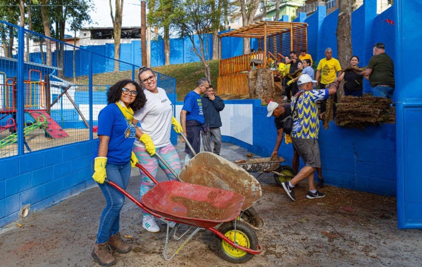 Fundação Grupo Volkswagen leva jovens para vivenciar experiência educativa e cultural no musical Wicked
