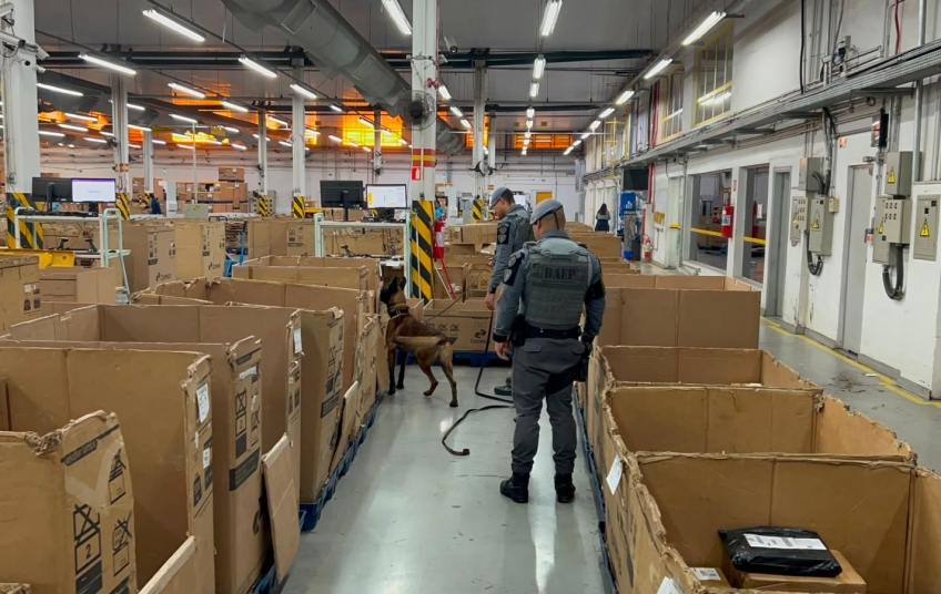 Operação nos Correios de SP reforça fiscalização contra envio de drogas e materiais ilícitos pela rede postal