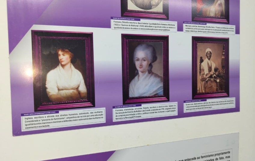 Agosto Lilás em Mauá tem início com a exposição "Trajetória de Luta das Mulheres" no Paço Municipal