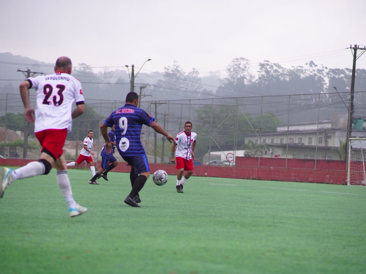 Master 50tão define semifinalistas em rodada de muitos gols em Ribeirão Pires, enquanto Vasquinho avança no Amador do Estado