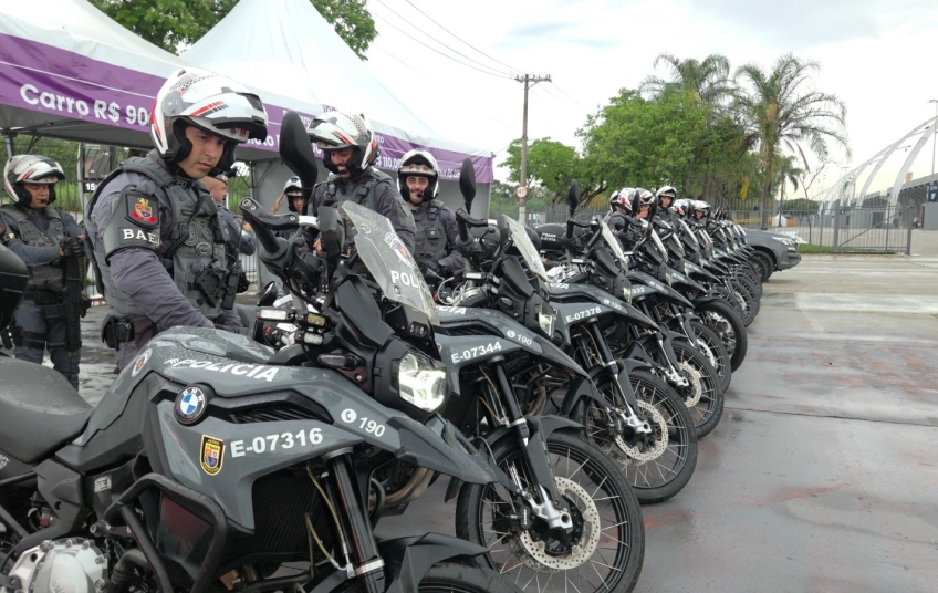 Nova operação do BRAvO reforça policiamento em áreas com atuação de gangues do 'quebra-vidro' na Zona Norte