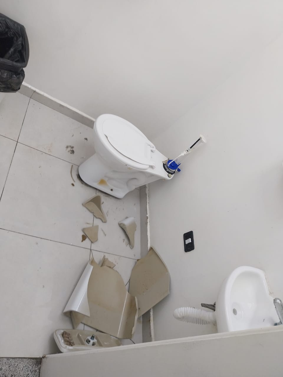 Vandalismo e furto de cabos prejudicaram atendimento em série de unidades de saúde de Mauá na última semana