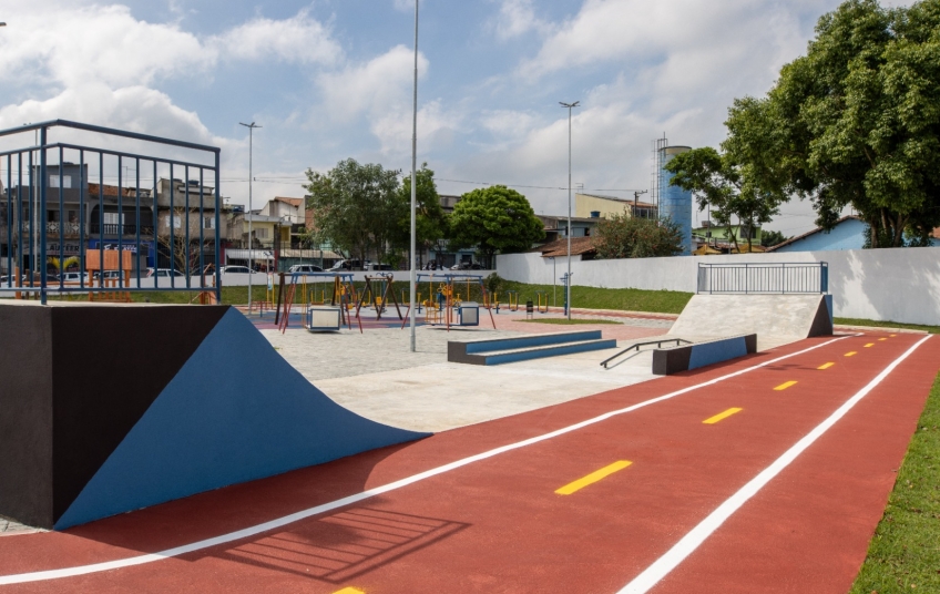Itaquá inaugura área de lazer no Jardim Maragogipe e amplia investimentos no bairro