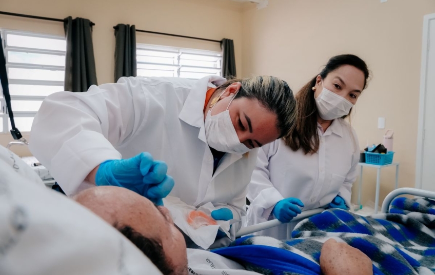 Em São Bernardo, residentes da 1ª Instituição Pública de Longa Permanência para Idosos vão passar por avaliação de saúde bucal