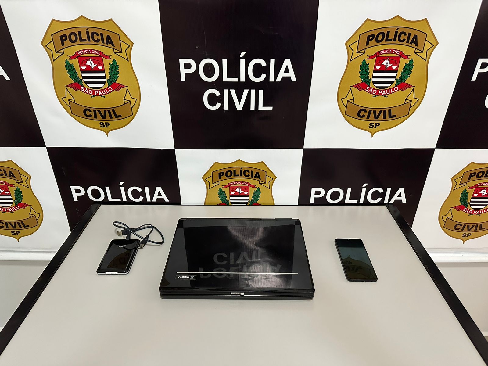 OPERAÇÃO BAD VIBES PRENDE SUSPEITO COM MATERIAL DE PORNOGRAFIA INFANTIL EM SÃO JOSÉ DO RIO PARDO 
