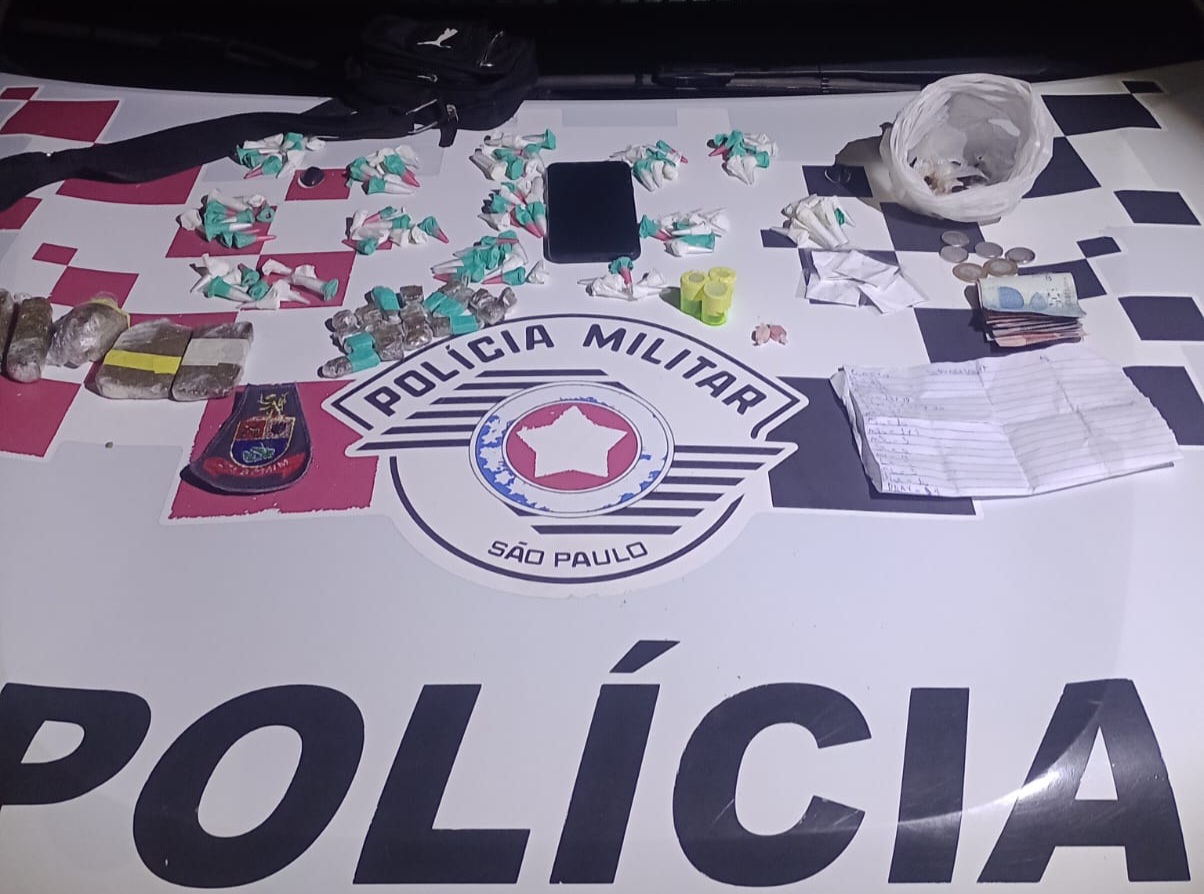 ADOLESCENTE É APREENDIDO PELA POLÍCIA MILITAR COM MAIS DE 200 PORÇÕES DE DROGAS NA ZONA SUL