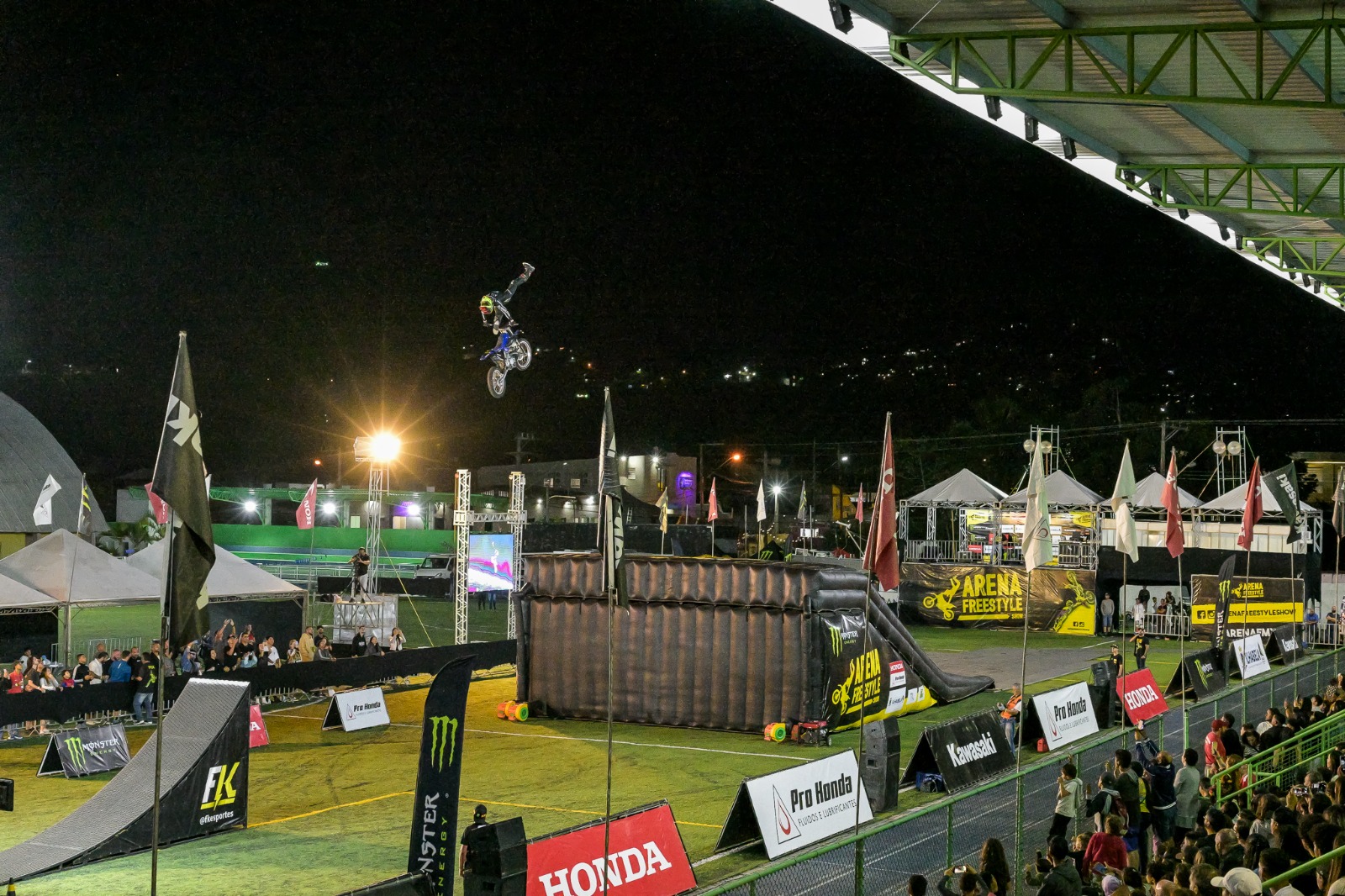 CAMPEONATO DE FREESTYLE MOTOCROS SERÁ NESTE SÁBADO (13) EM ITAQUÁ