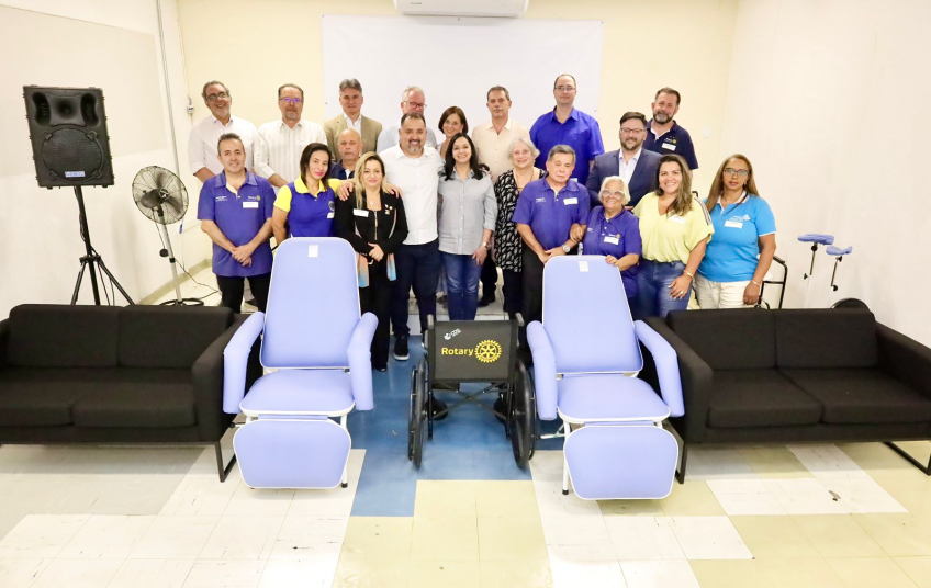 Hospital Nardini recebe doação de móveis novos do Rotary
