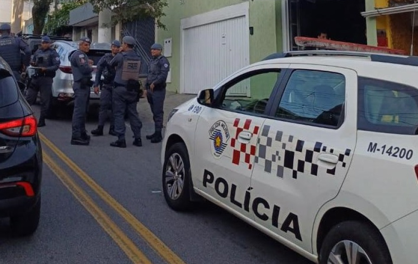 PM frustra roubo a residência e prende 5 em Osasco