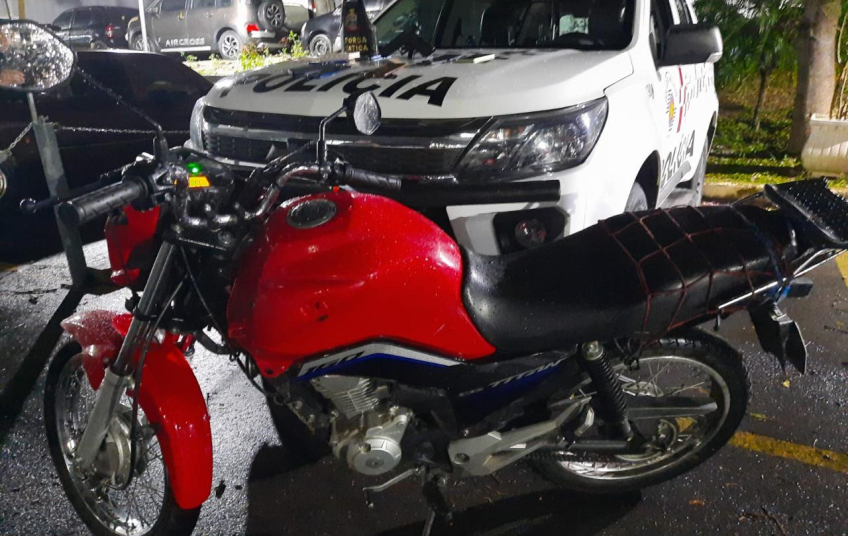 Força Tática apreende motocicleta roubada e celulares em residência usada como desmanche na zona sul de São Paulo