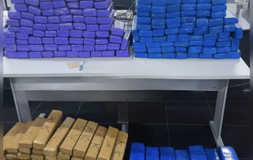 Motorista tenta fugir com 260 kg de maconha em carro e é preso em Barueri