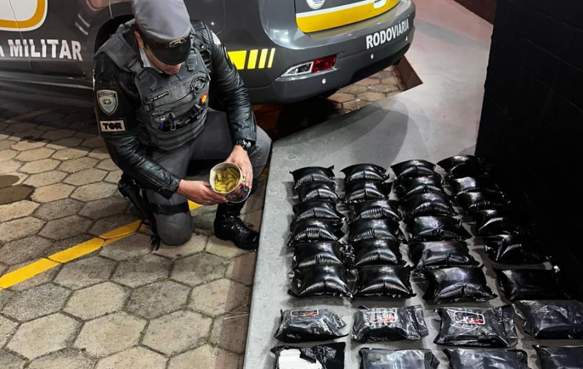 Homem que tentava levar drogas em pneu de caminhão é preso em Avaré