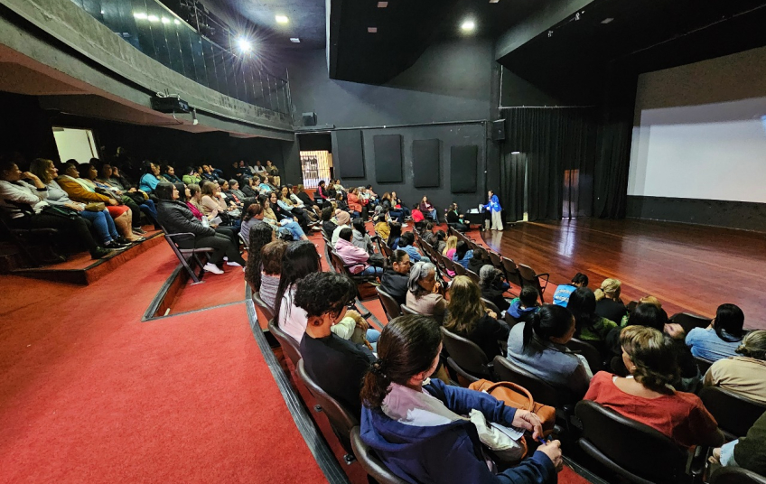 Educação de Ribeirão Pires realiza formação com agentes escolares