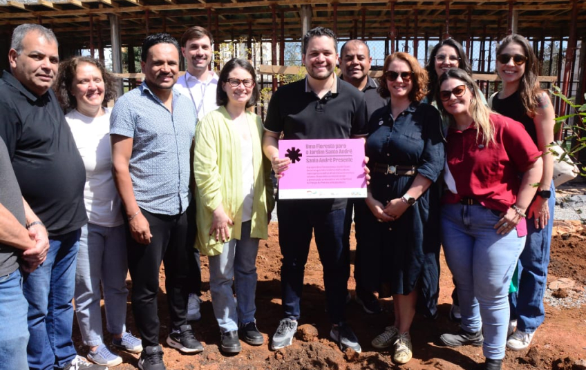 Jardim Santo André recebe primeiras intervenções do programa Floresta Urbana