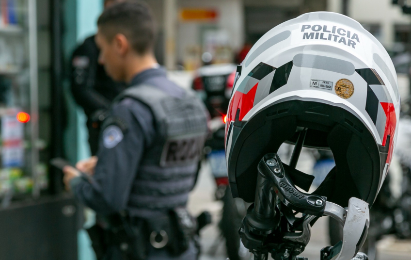 Sete homens são presos em central do 'golpe do pix' em São Paulo