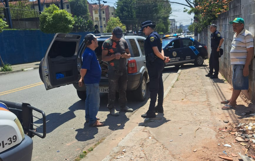 GCM_Diadema_faz_flagrante_crime_ambiental_17-10-2025_DIVULGACAO