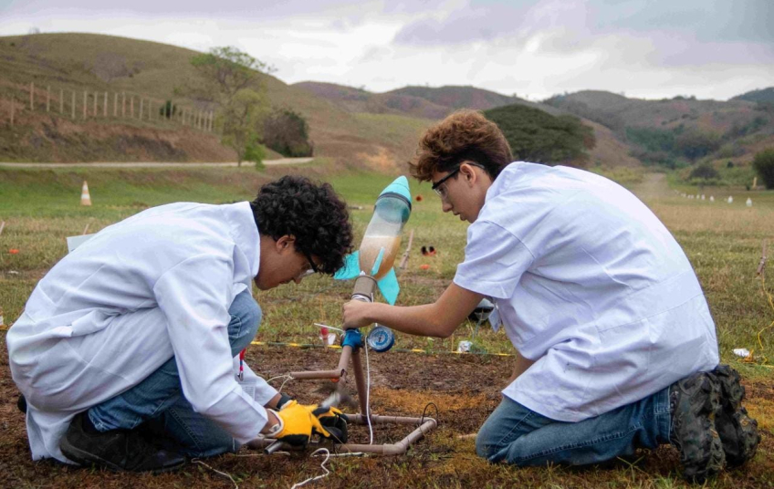 OBA e OBAFOG 2025 premiam estudantes e destaca participação das escolas públicas