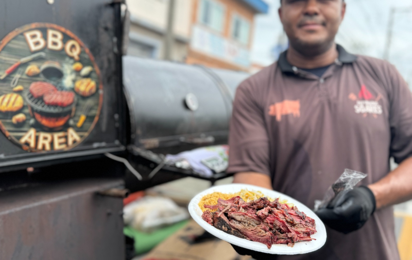 Comida de Rua estreia com grande público e movimenta Centro de Ribeirão Pires