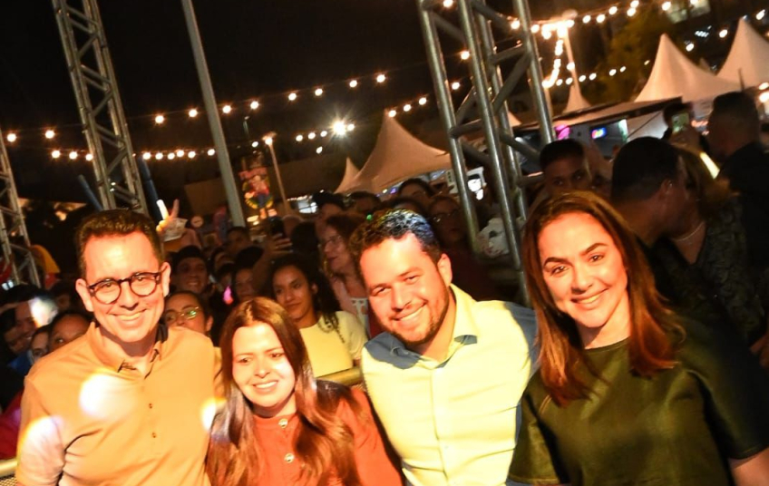 Ana Carolina e Paulo Serra prestigiam abertura do Natal Solidário em Santo André