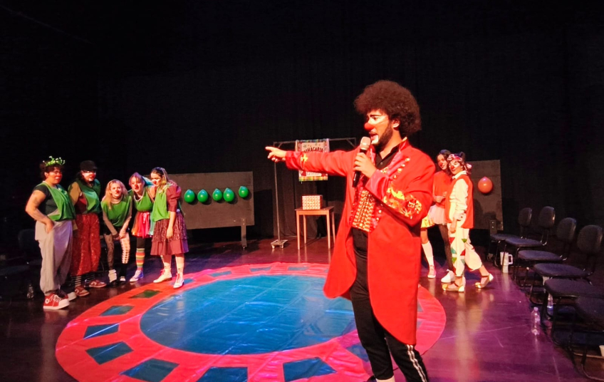 Escola de Artes de Ribeirão Pires (EMARP) abre inscrições para oficinas e laboratórios de teatro para 2026