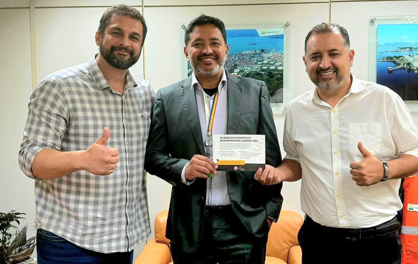 Prefeito de Mauá discute logística de combustíveis e novos negócios em reunião na Transpetro