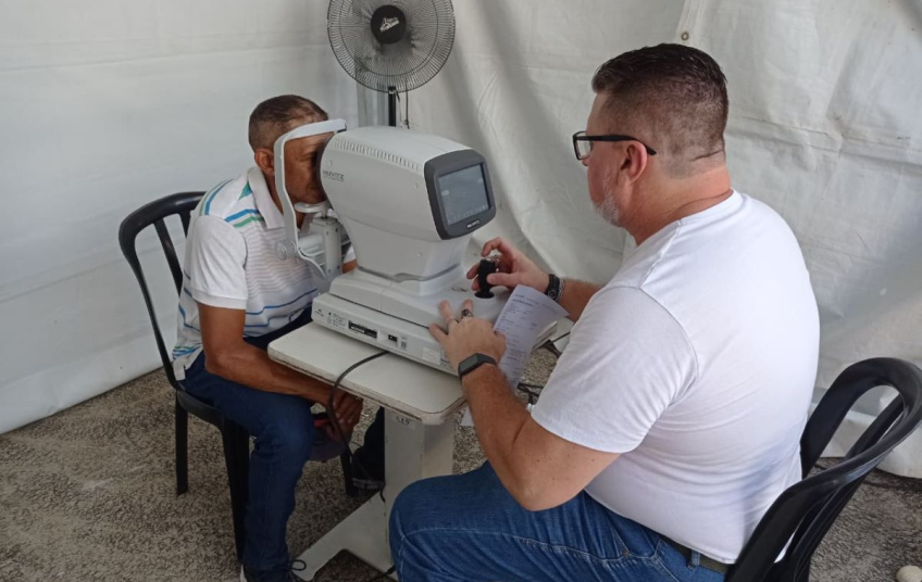 Ônibus da Oftalmologia atende 200 pessoas com consultas e exames em São Bernardo