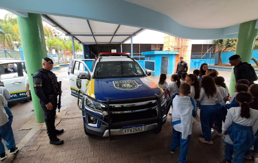 Romu de São Bernardo participa de ação pedagógica e fortalece aproximação com alunos de escola municipal