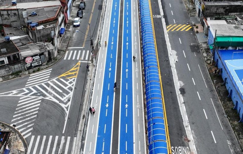 Itaquá moderniza o trânsito e amplia segurança e acessibilidade com novos ônibus e quase 58 mil m² de sinalização