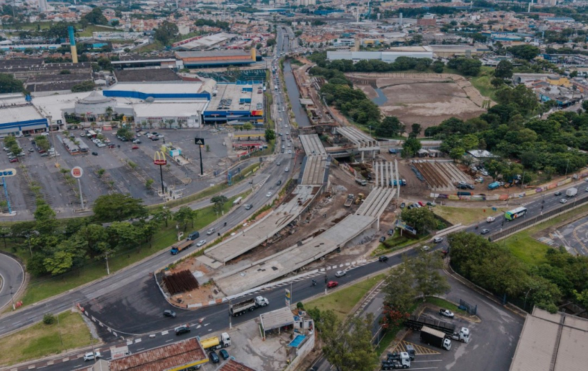 Vistoria aponta avanço da Ponte Ribeirão dos Couros, que será eixo estratégico da mobilidade em São Bernardo