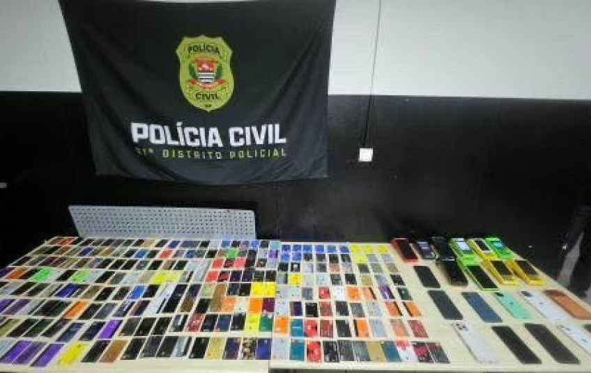 Quadrilha é detida durante operação policial em bloco de Carnaval na zona oeste de São Paulo