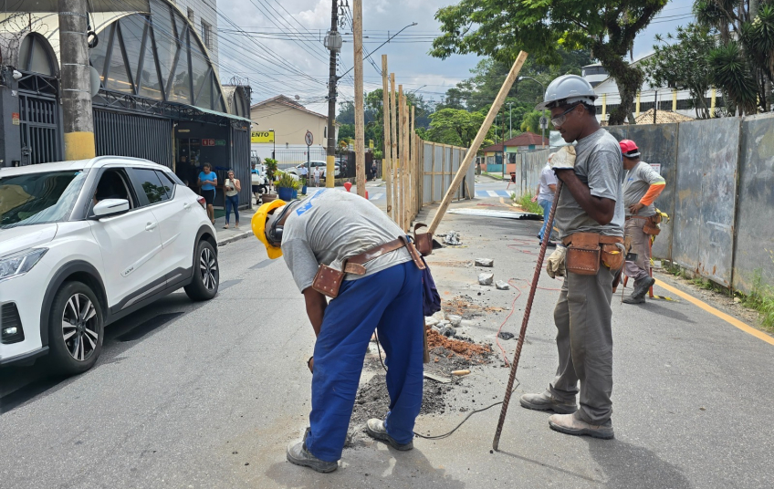 Vila do Doce avança com montagem de ferragens e preparação para fundações