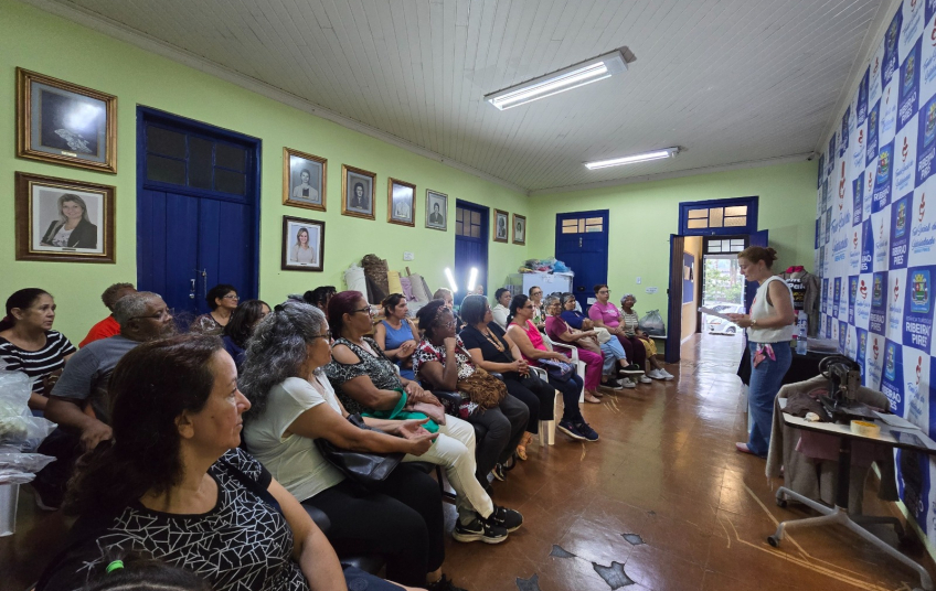 Oficina do Fundo Social de Ribeirão Pires capacita moradores e arrecada alimentos para famílias em vulnerabilidade
